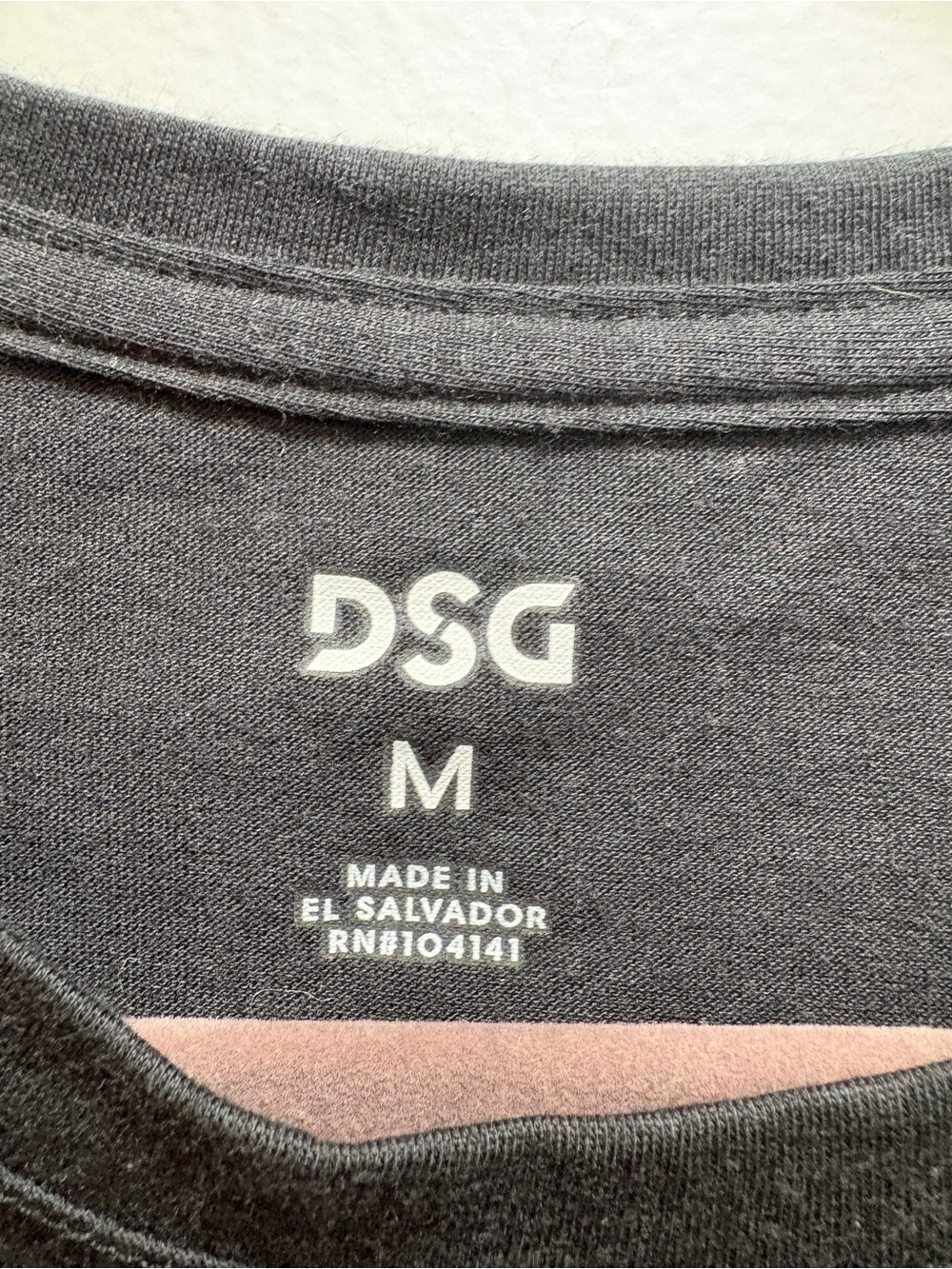 DSG Black Women's Scoop Neck Tank Top- New with tags - Picture 3 of 5
